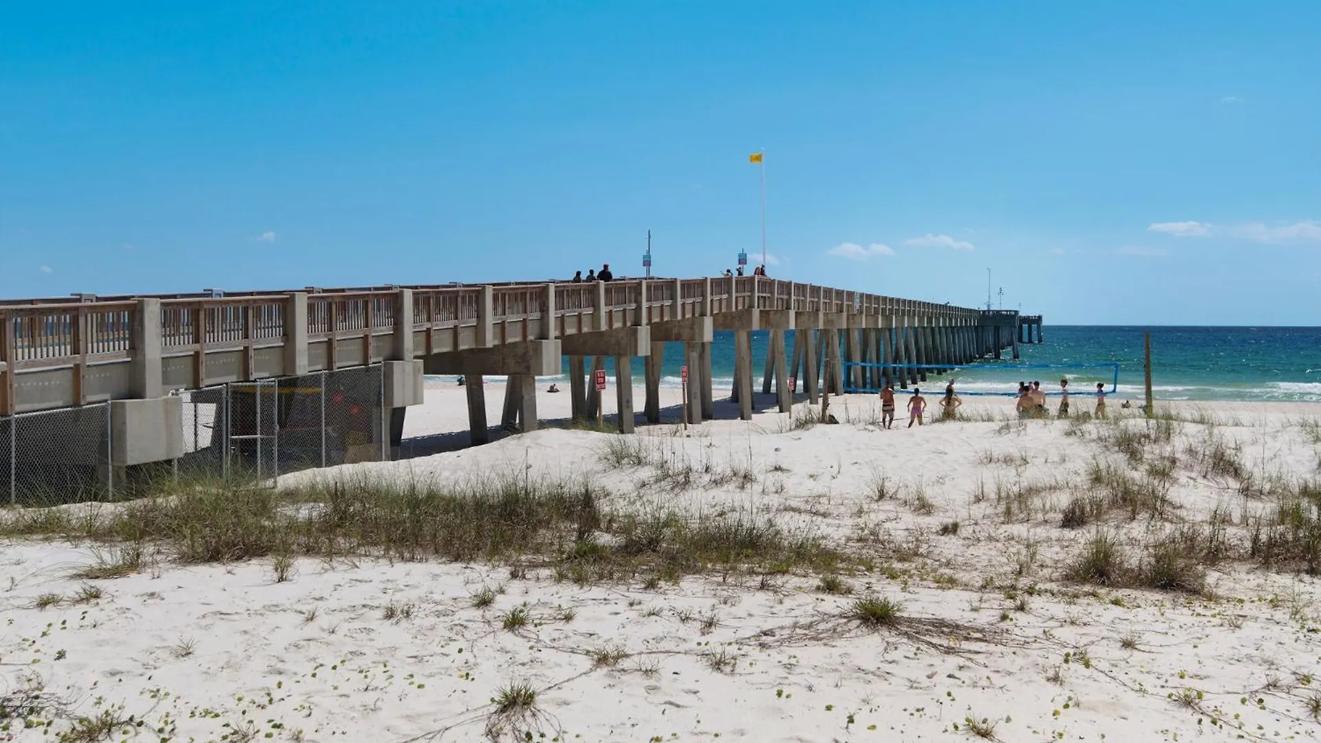 Sailors Cove: 5-Bedroom, 45 Baths, Sleeps 12! Steps Away From The Beach! Panama City Beach Semesterbostad